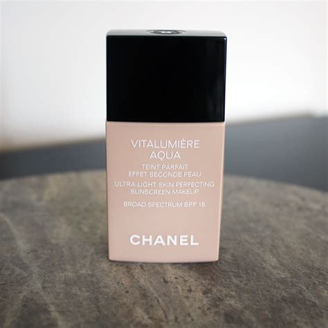 chanel vitalumière aqua ultra light skin perfecting makeup|chanel vitalumiere aqua sephora.